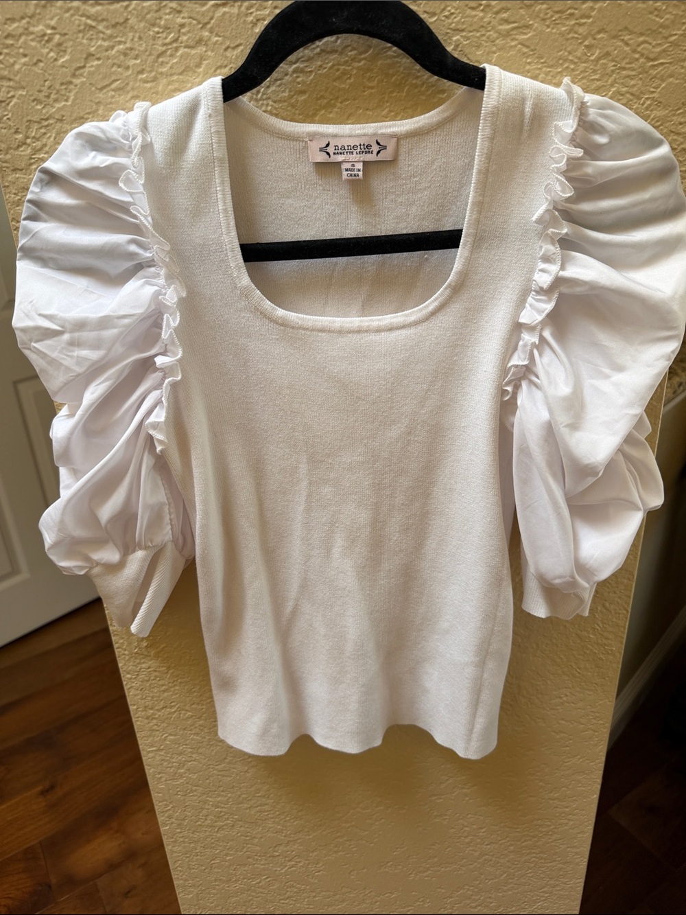 Nanette Lepore White Puff-Sleeve Scoop Neck Top